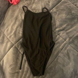 Black jolyn swimsuit size 28